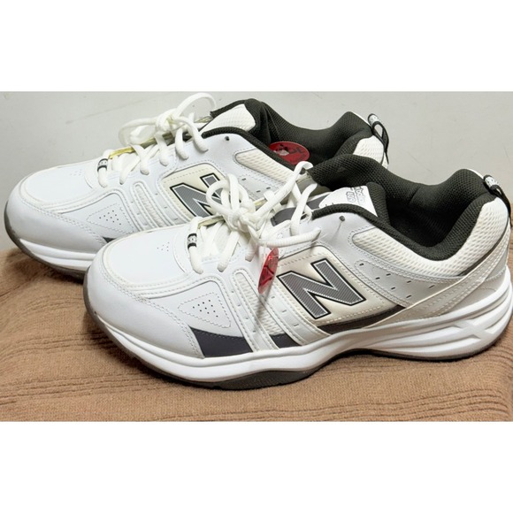 New Balance 409 Men's White Leather Walking Shoes Size 10 4E New Without Box - Picture 1 of 7